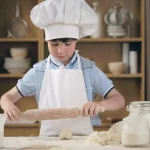 کلاس شیرینی پزی کودکان