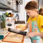 کلاس شیرینی پزی کودکان - تصویر 4