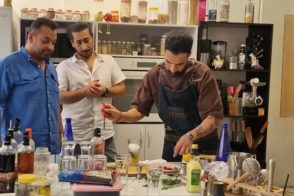 تجهیزات اموزشگاه کافی شاپ کلیدهنر