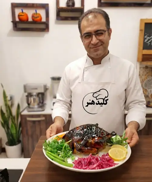 هنرجو کلاس اموزشگاه آشپزی کلیدهنر